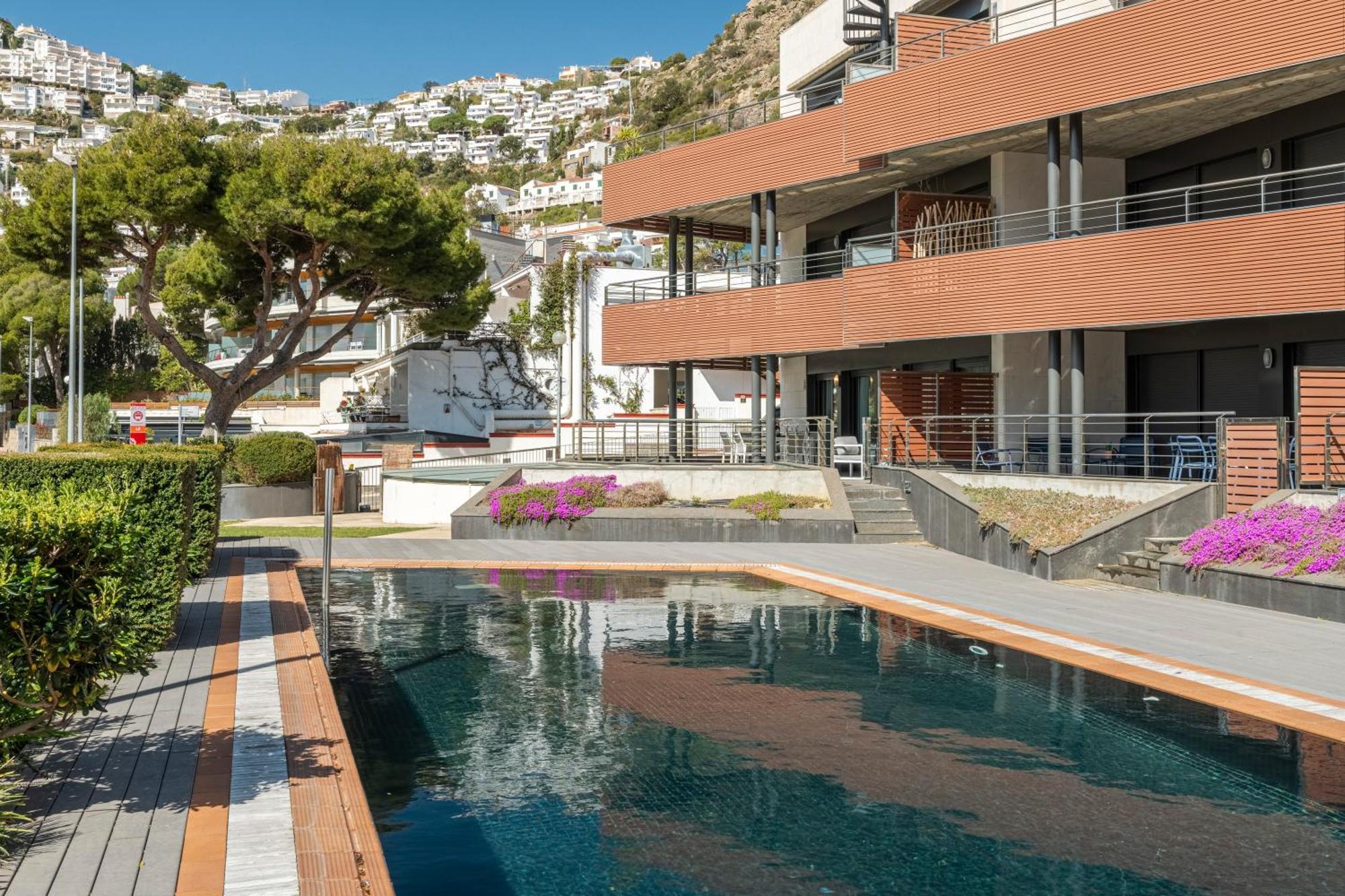 Apartamento Con Gran Terraza Delante Del Mar Roses Kültér fotó
